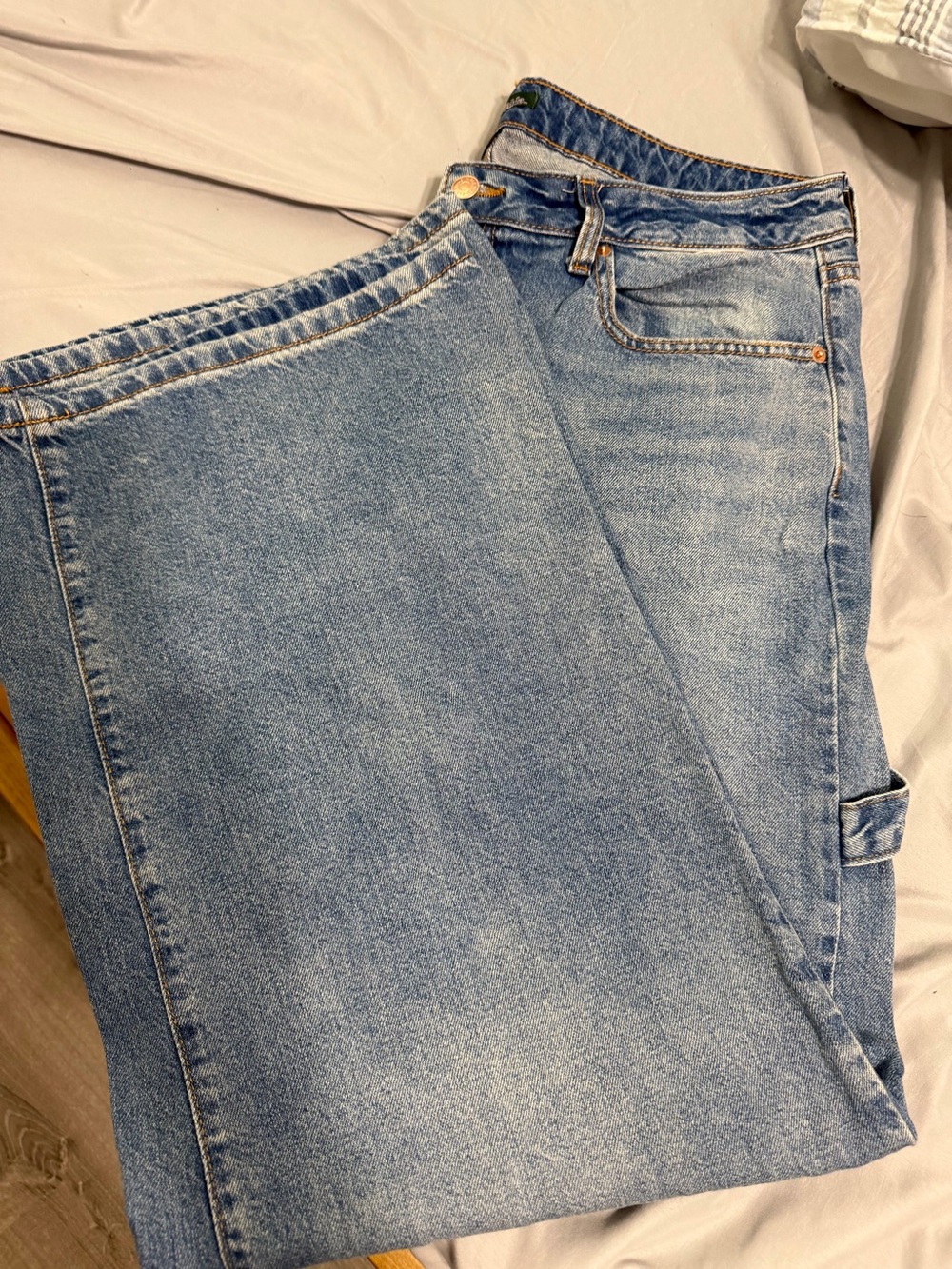 Light Blue Denim Jeans - Wide leg